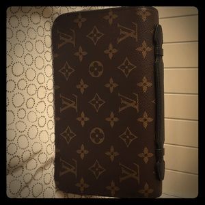 Louis Vuitton organizer wallet
